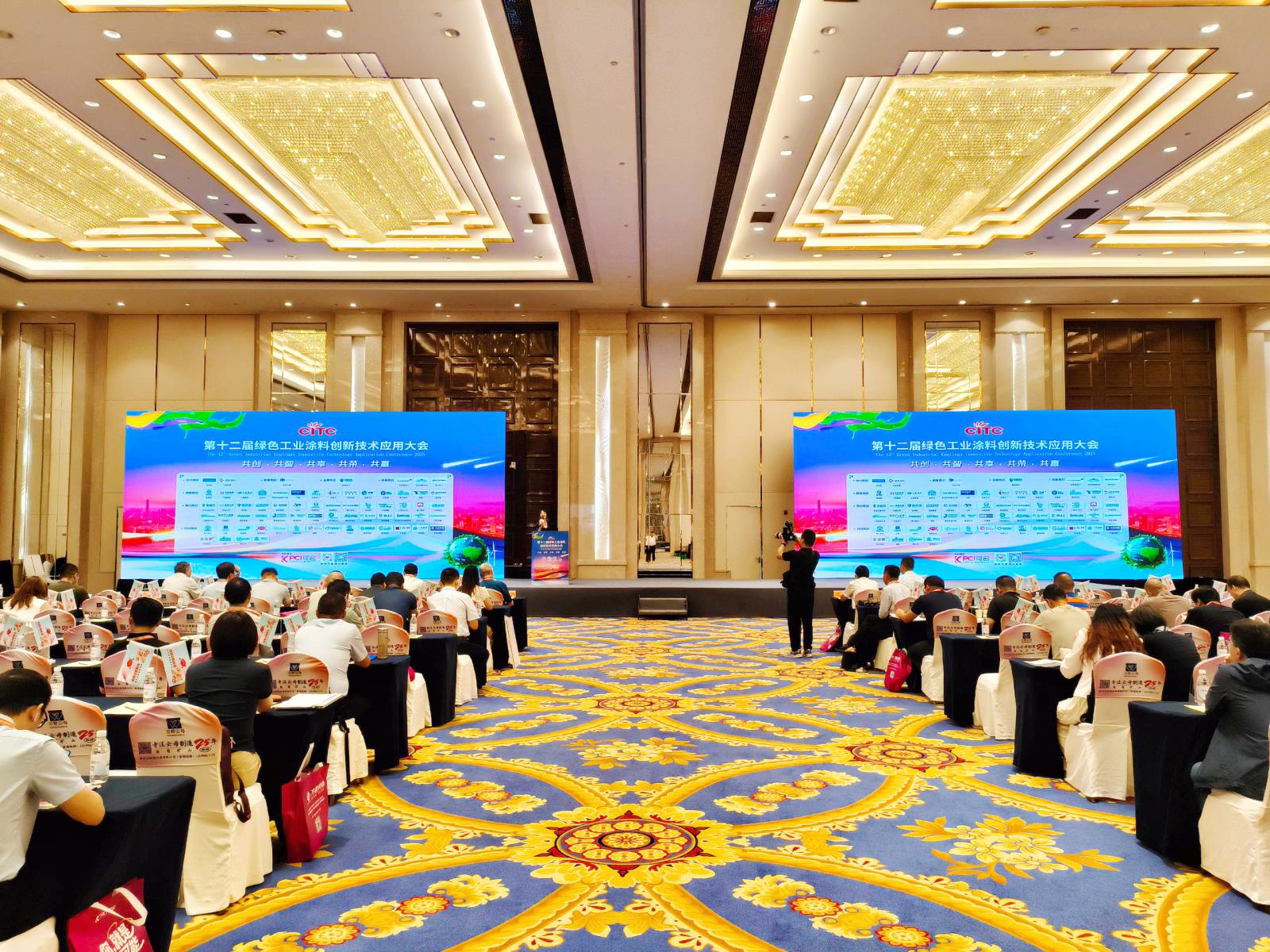 1839a3d9-7bbe-4fc6-931c-00a3e840586e.jpg